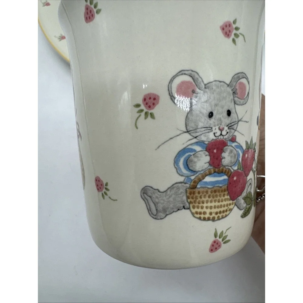 Mikasa Teddy Set Of Dinner Plate, Mug And Cereal Bowl CC018